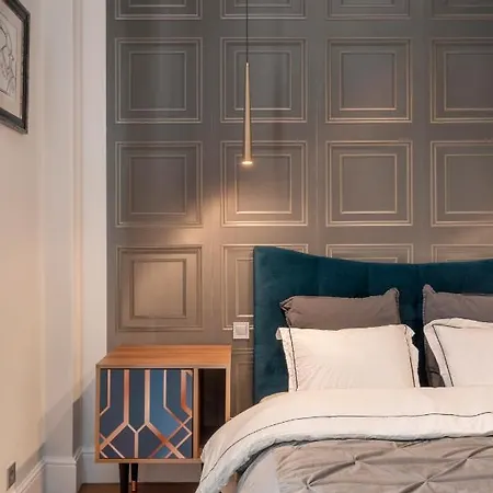 New High-end 2br With Parking *