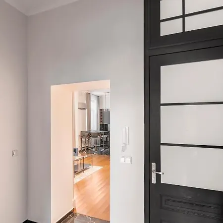 New High-end 2br With Parking * София