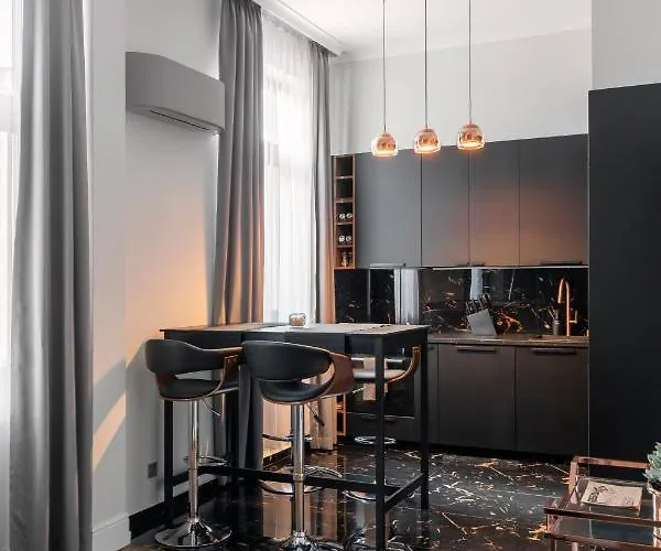 New High-end 2br With Parking