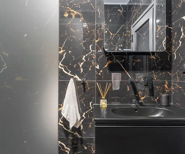 New High-end 2br With Parking Appartement